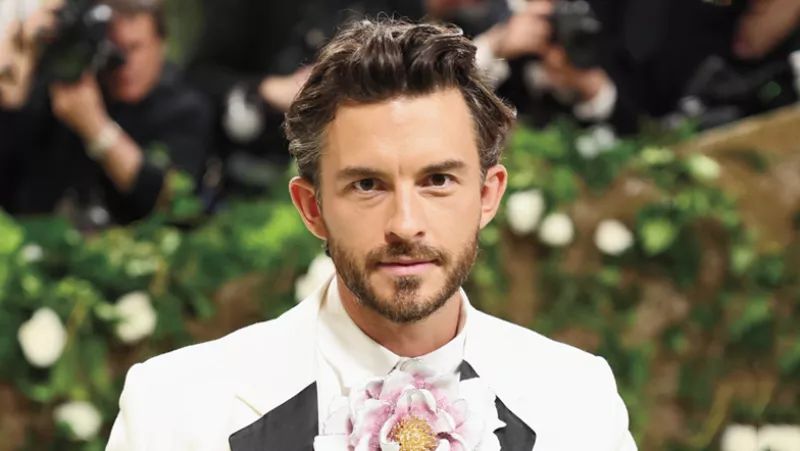Jonathan Bailey quién es