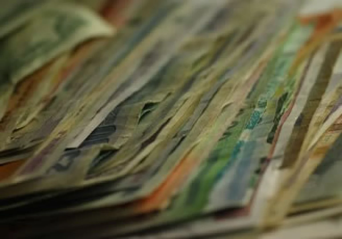La rebaja puede inhibir los flujos de divisas al mercado cambiario mexicano(Foto: Jupiter Images)
