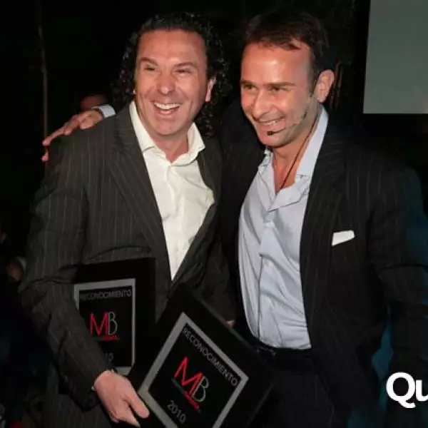 Marco Beteta entrega reconocimientos a los mejores Restaurantes
