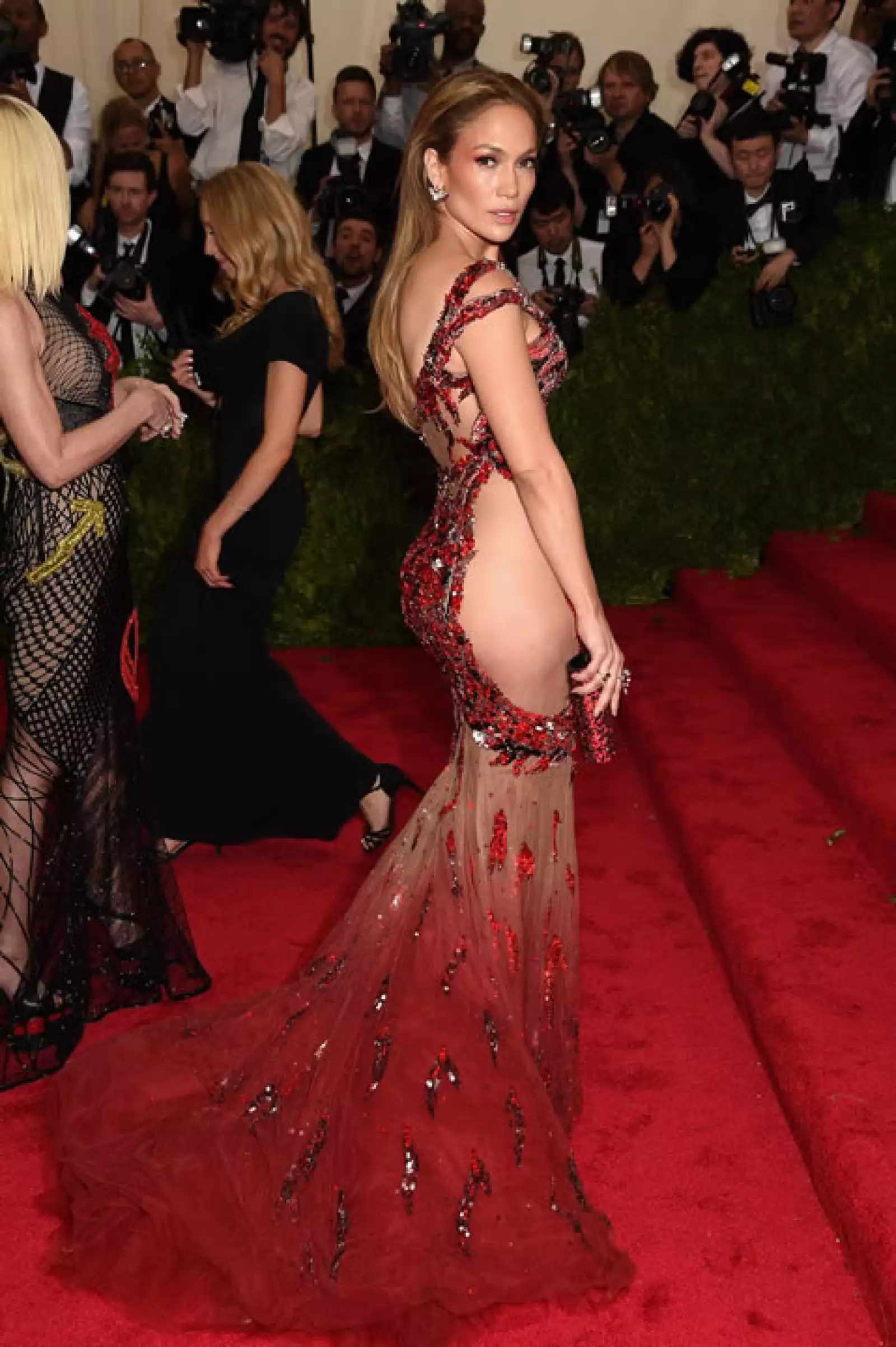 Jennifer Lopez en Versace.