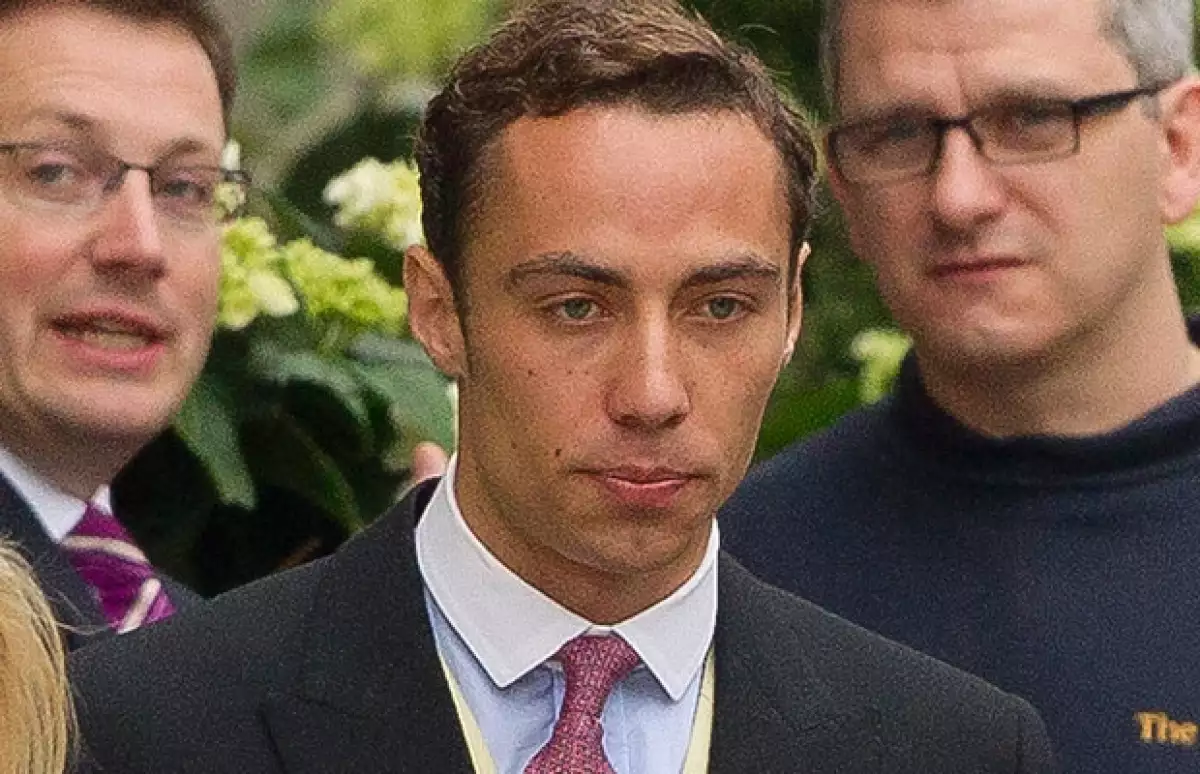 Desde la Boda Real, medio mundo ha puesto los ojos en Pippa, la cuñada de Guillermo de Inglaterra, pero ¿qué hay del cuñado de 24 años?
