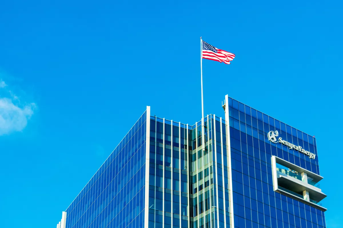 La estadounidense Sempra Energy sumó más acciones de IEnova a su portafolio.