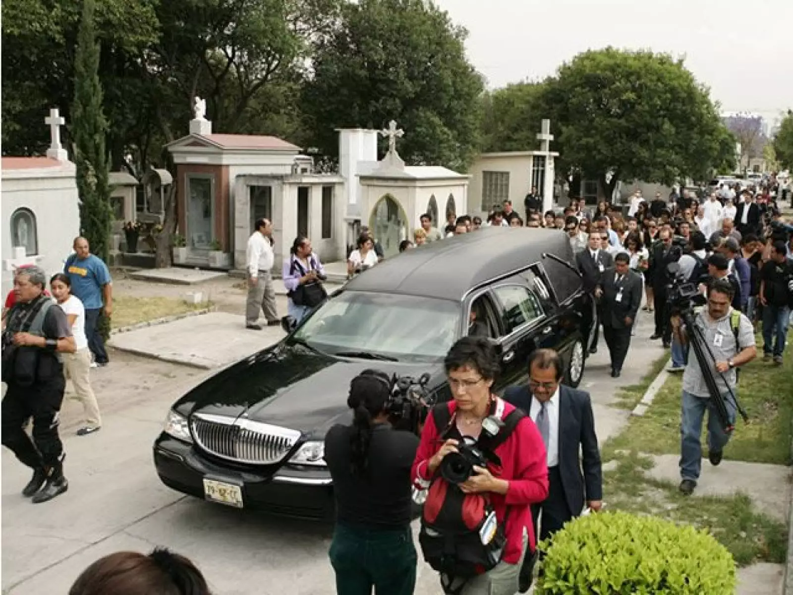 La carroza transportó a la pequeña de la capilla hasta el lugar en que fue enterrada.