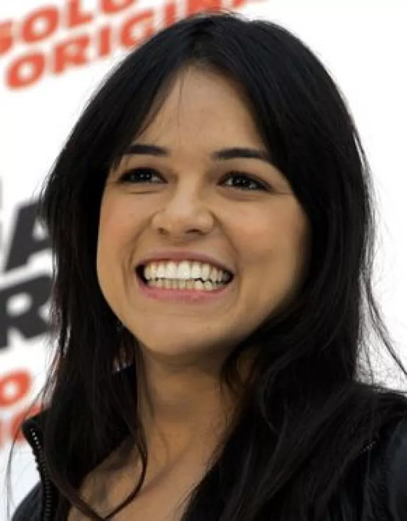 La actriz no permitió que le tomaran una imagen cuando llegaba al DF.