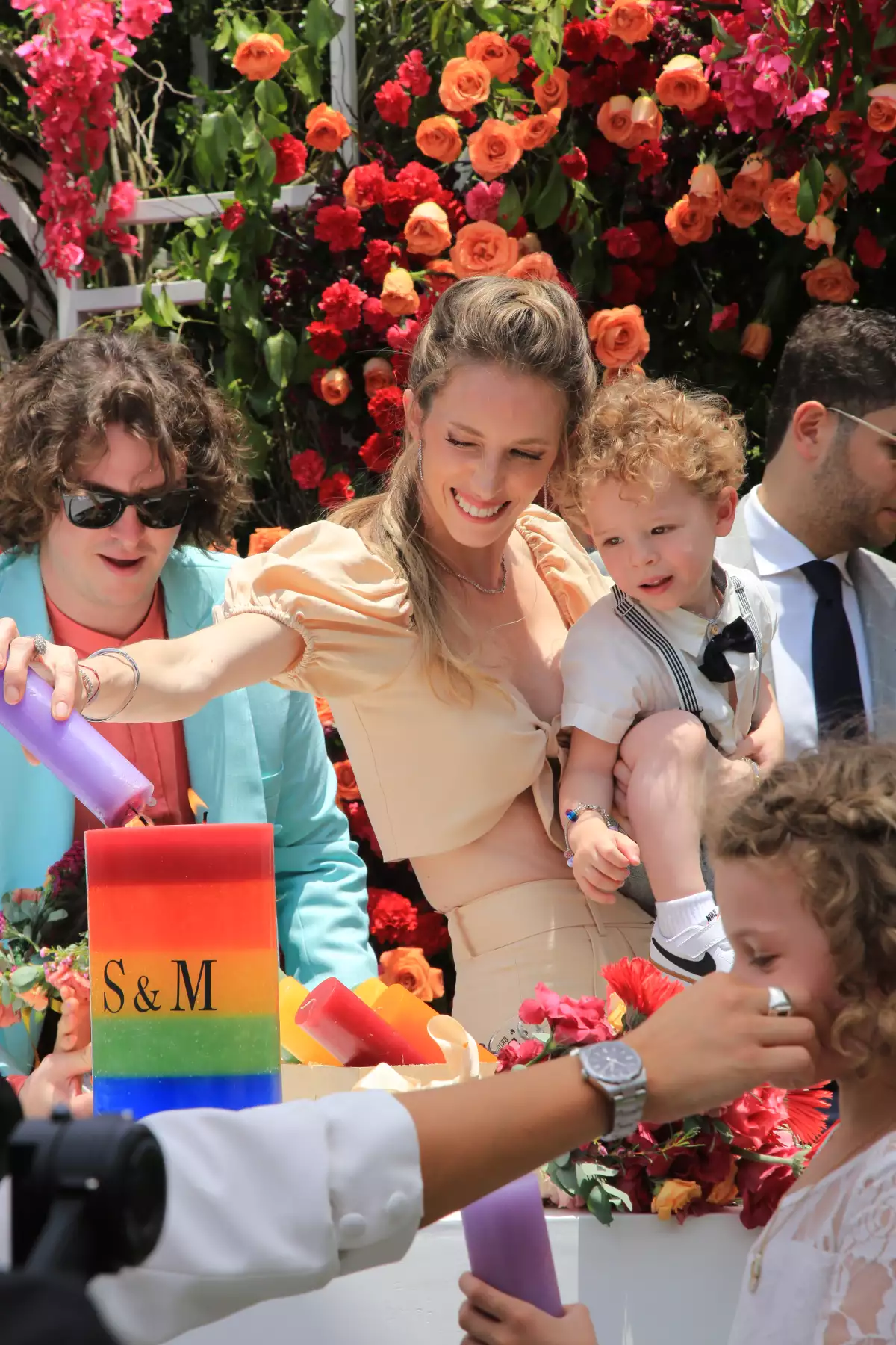 Los hermanos de Saskia participaron en la ceremonia 