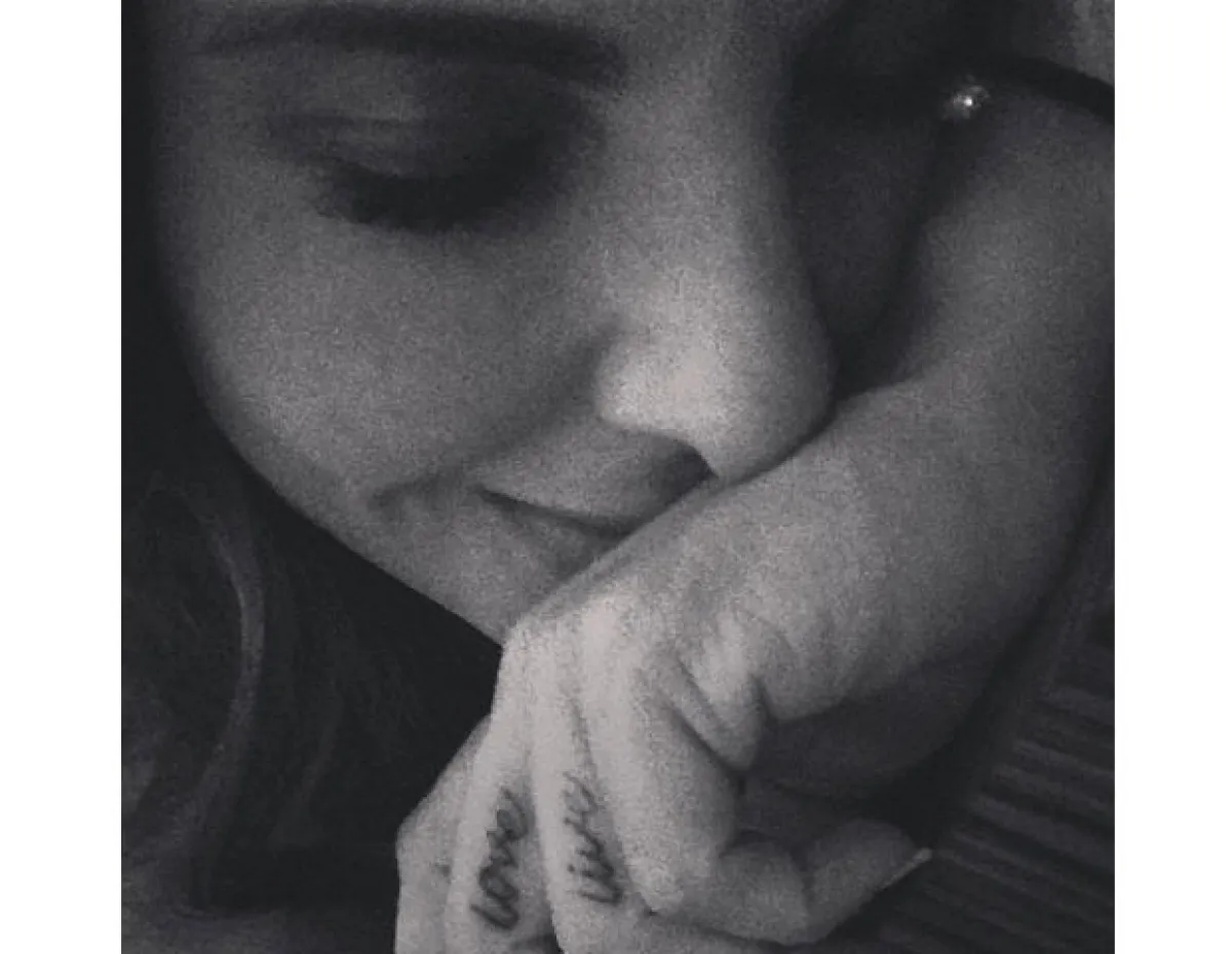 Amar y vivir, así ve la vida Kate del Castillo.