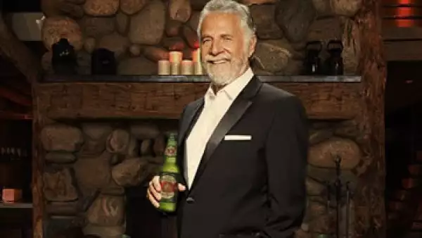 Dos Equis retirará la famosa campaña del Hombre más interesante del mundo, pero volverá con un nuevo actor. (Foto: Twitter/@DosEquis )