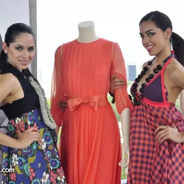 Melissa Calderón y Elena Inurrigarro