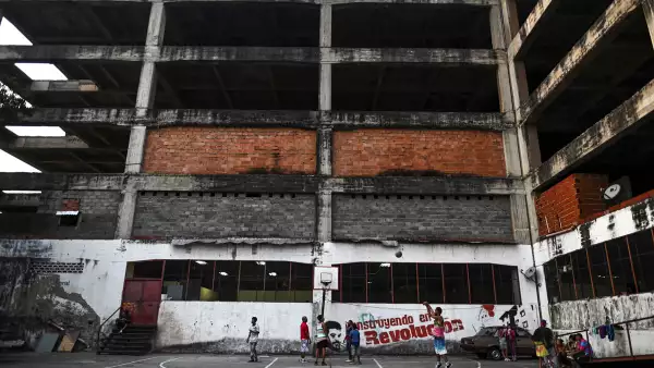 Edificios invadidos en Venezuela-10
