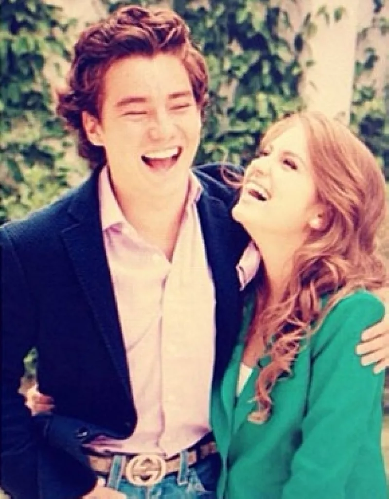 Una imagen causó polémica cuando se dijo que los hijos de Peña Nieto aparecían en ella recibiendo privilegios de rescate en Acapulco.