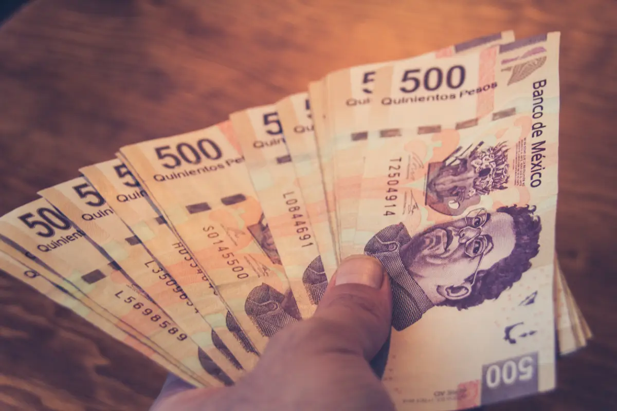Five hundred mexican pesos bills photograph