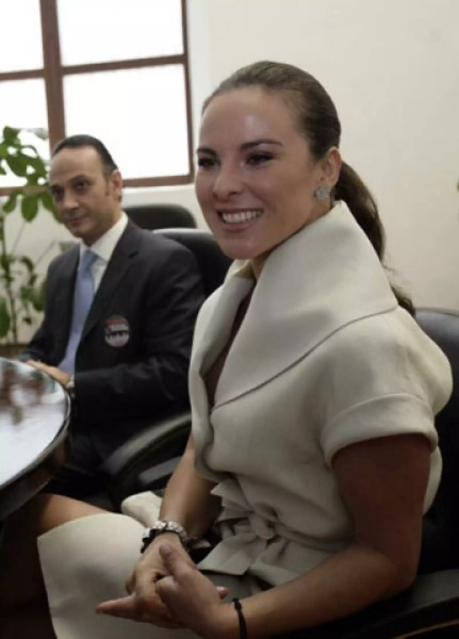 Sobre la boda, los papás de Kate aseguraron que la pareja se casó por la iglesia y que la ceremonia estuvo muy bonita. El señor Eric, padre de la actriz, dijo que al entregarla al altar le pidió que "ya fuera la última".