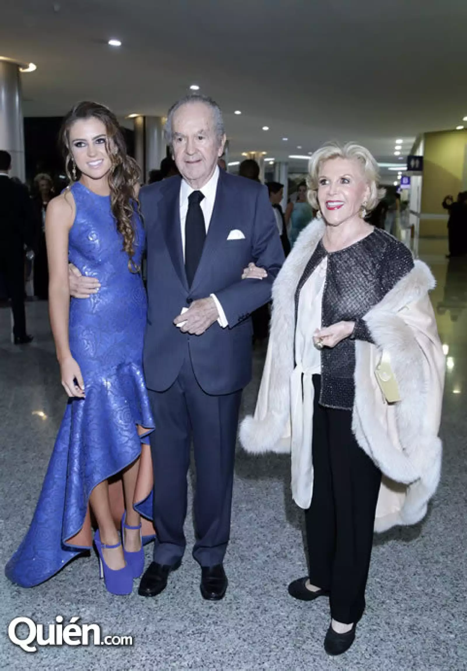 Tamara Hevia y Alberto y Tere Baillères