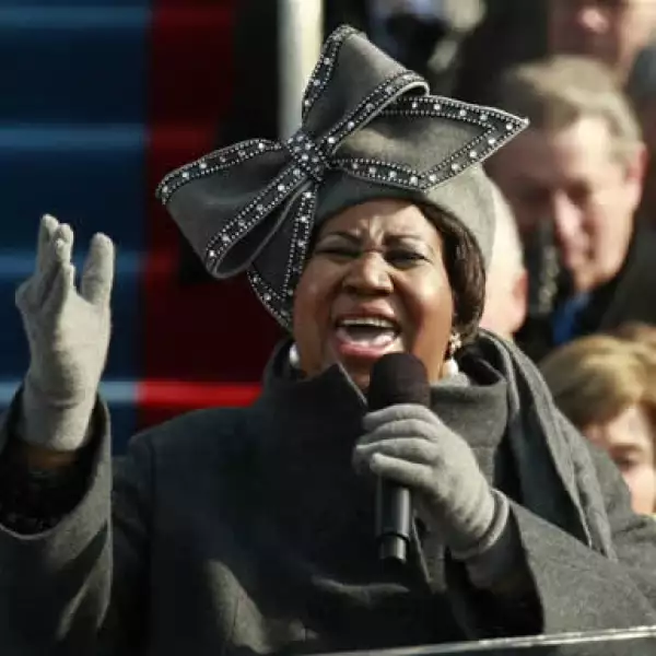 Aretha Franklin cantó durante la ceremonia en Washington.