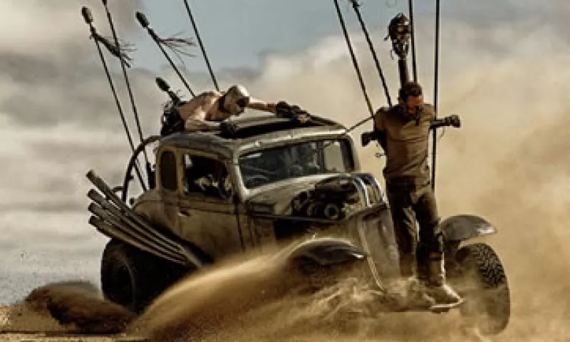 Mad Max: Furia en la carretera recaudó 109 mdd en todo el mundo. (Foto: Tomada del sitio www.madmaxmovie.com)
