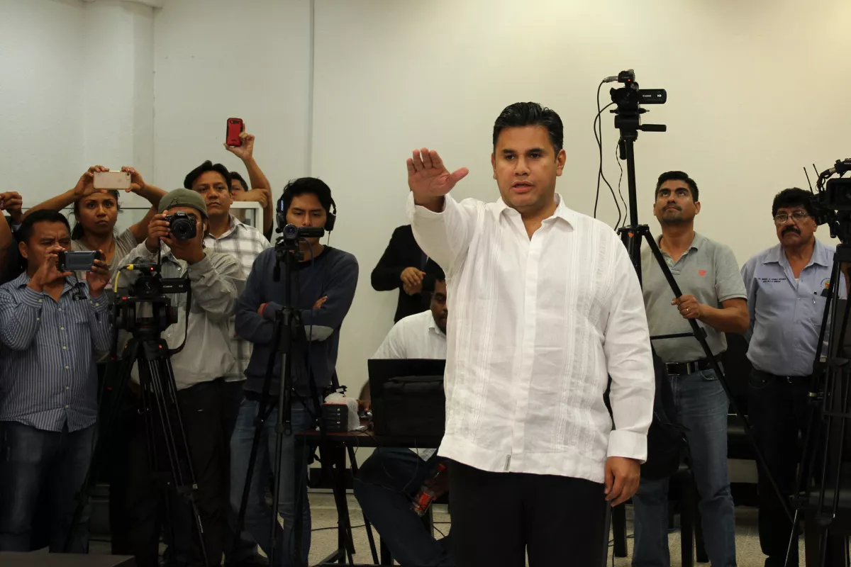 Willy Ochoa gobernador provisional de Chiapas