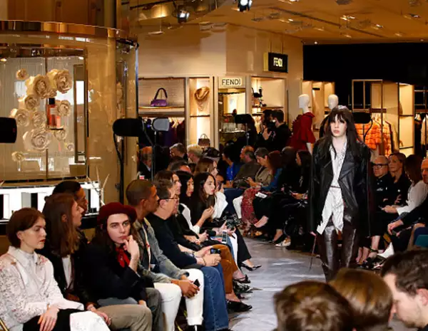 El desfile de Vetements en Galerias La Fayette.