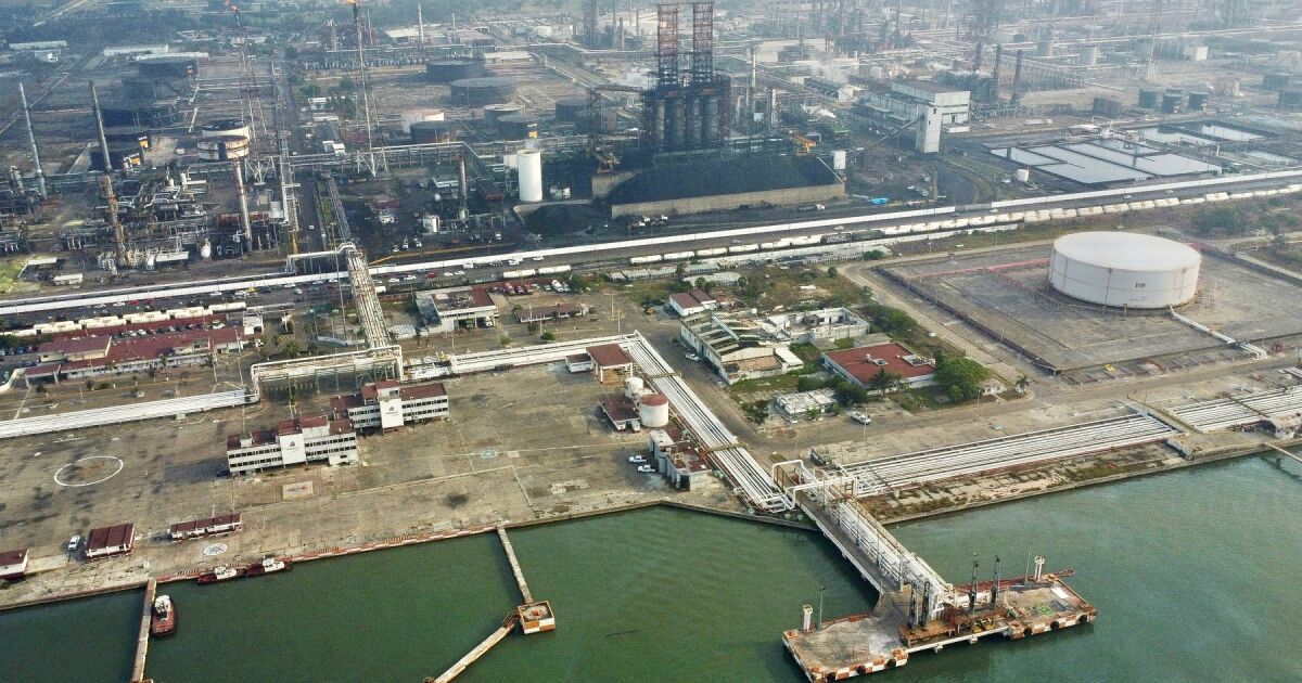 Slim, özel destek aciliyetini uyarıyor