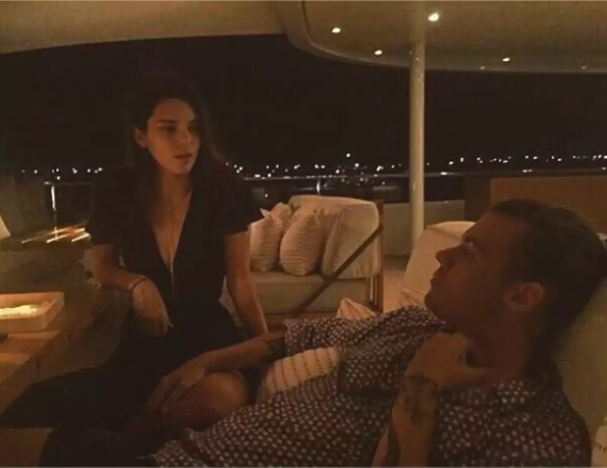 La mamá del cantante fue hackeada, pero ninguno ha declarado algo.