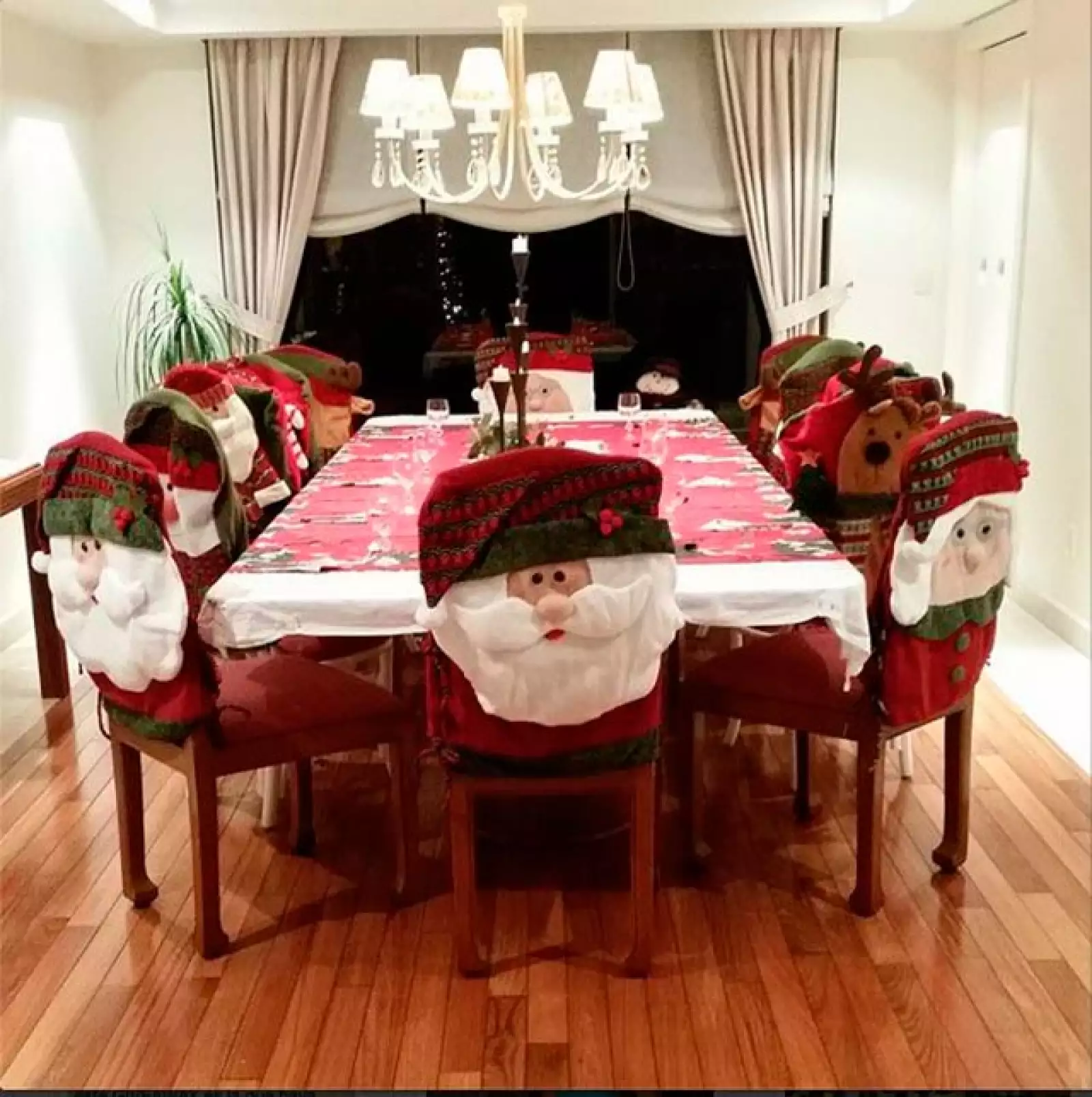 La decoración de la mesa navideña de Chantal Torres.