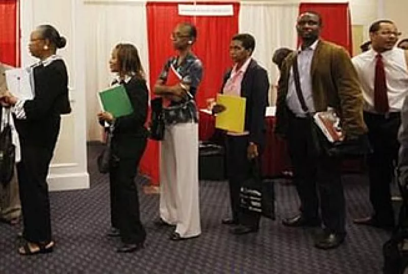 Tras la debacle económica, Estados Unidos reportó una pérdida de 85,000 empleos.  (Foto: Reuters )