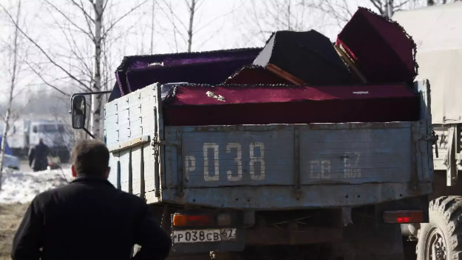 Cajas donde transportan los cuerpos de los muertos en Polonia