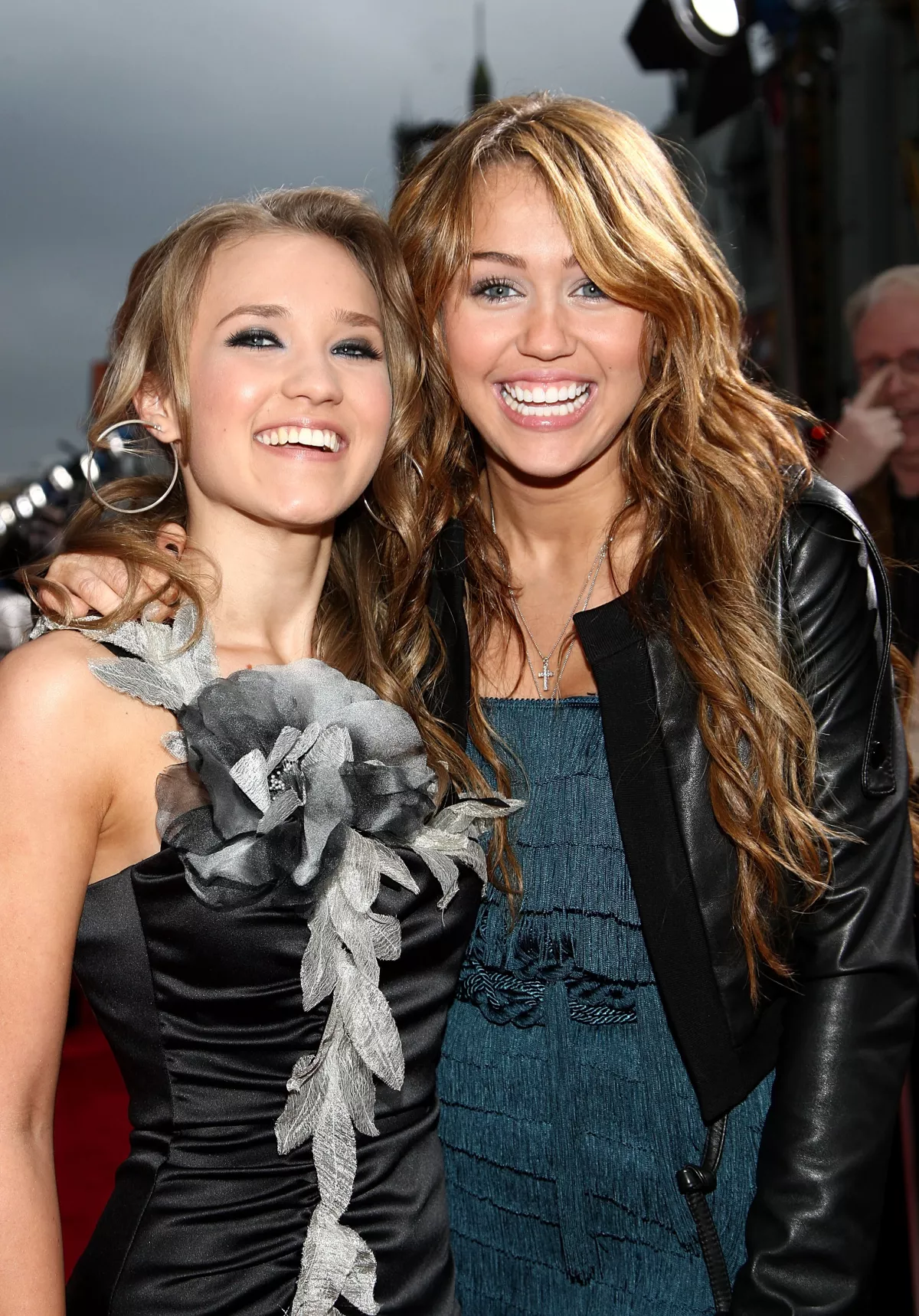 Miley Cyrus Emily Osment