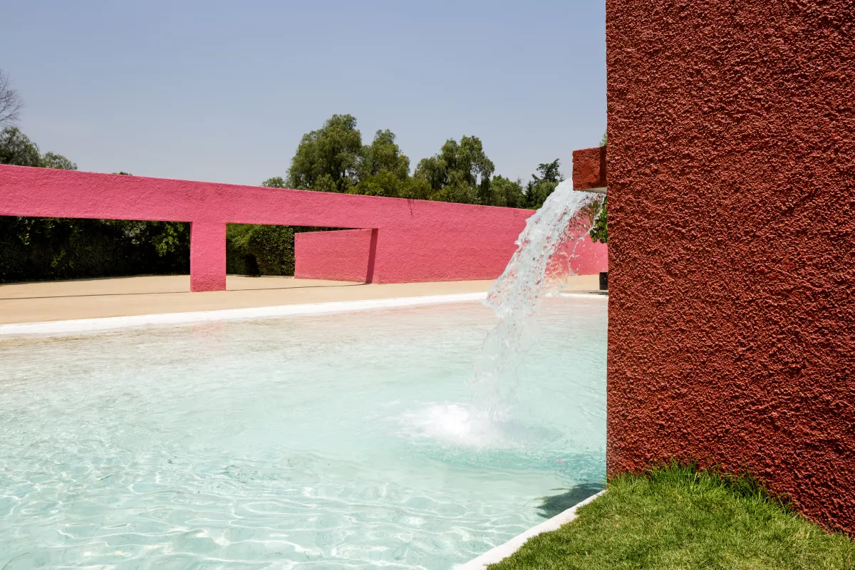 la-cuadra-luis-barragán