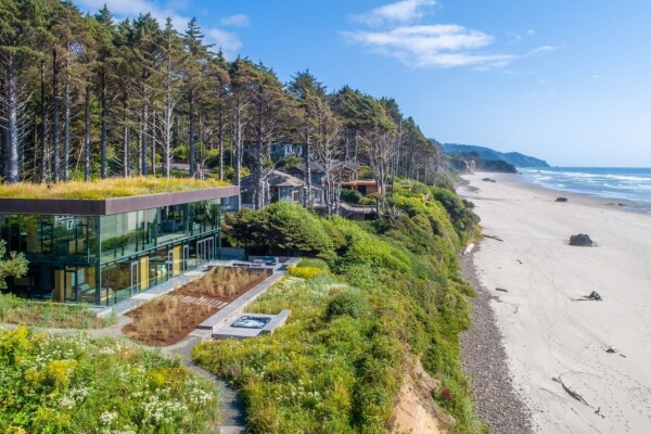 CANNON BEACH PRINCIPAL.jpg