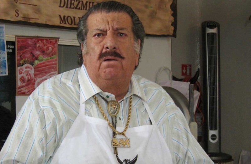 Aún se desconoce la versión oficial del fallecimiento del actor, sin embargo se cree que sus problemas de salud que iniciaron en 2004 pudieron provocarla.