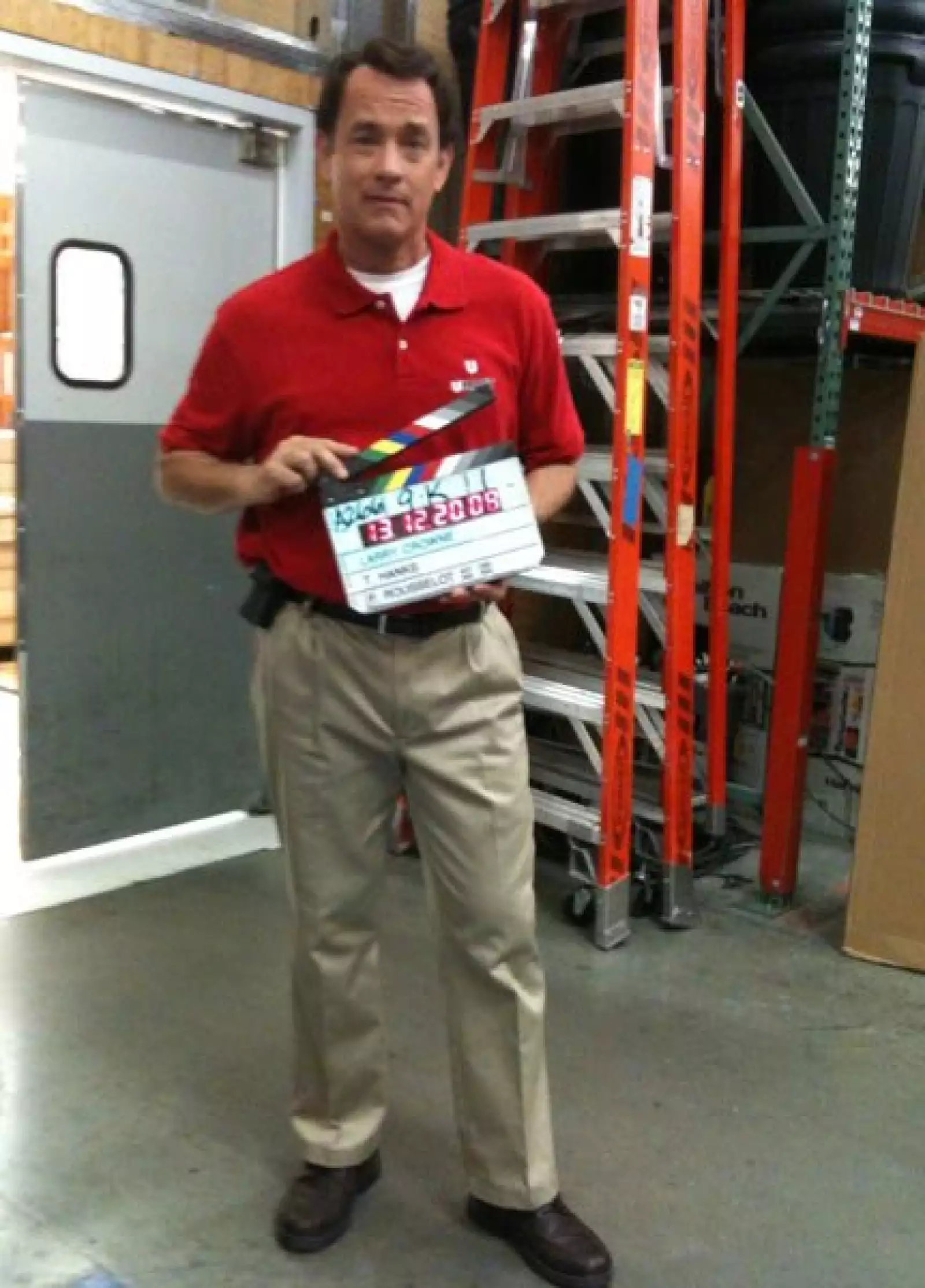 Tom Hanks dando el claquetazo.