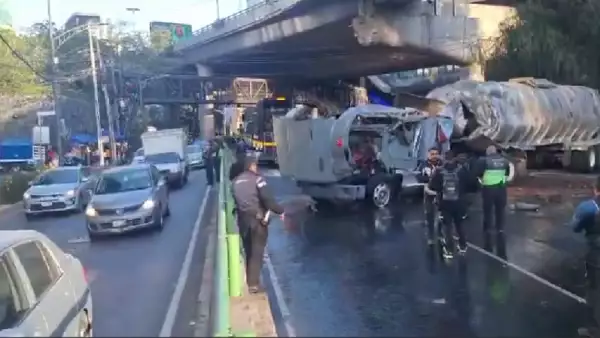 accidente pipa periferico