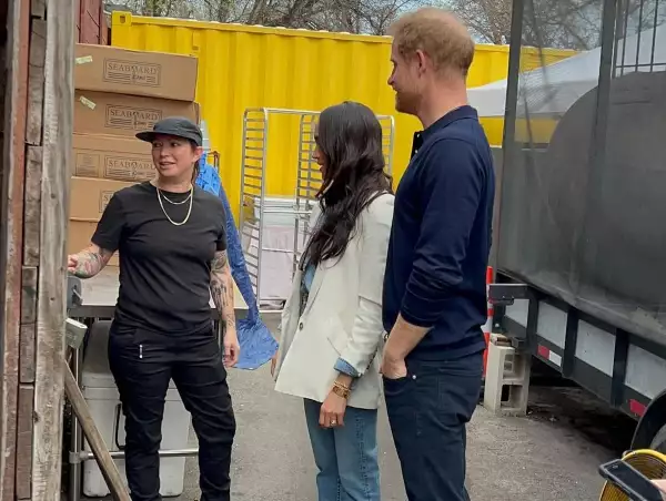 El príncipe Harry y Meghan Markle visitan un barbecue en Austin, Texas