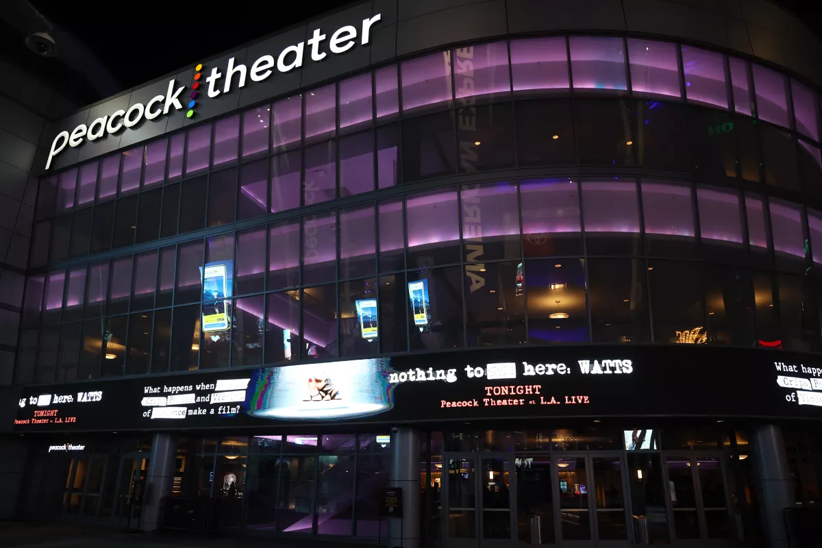 Teatro-Peacock
