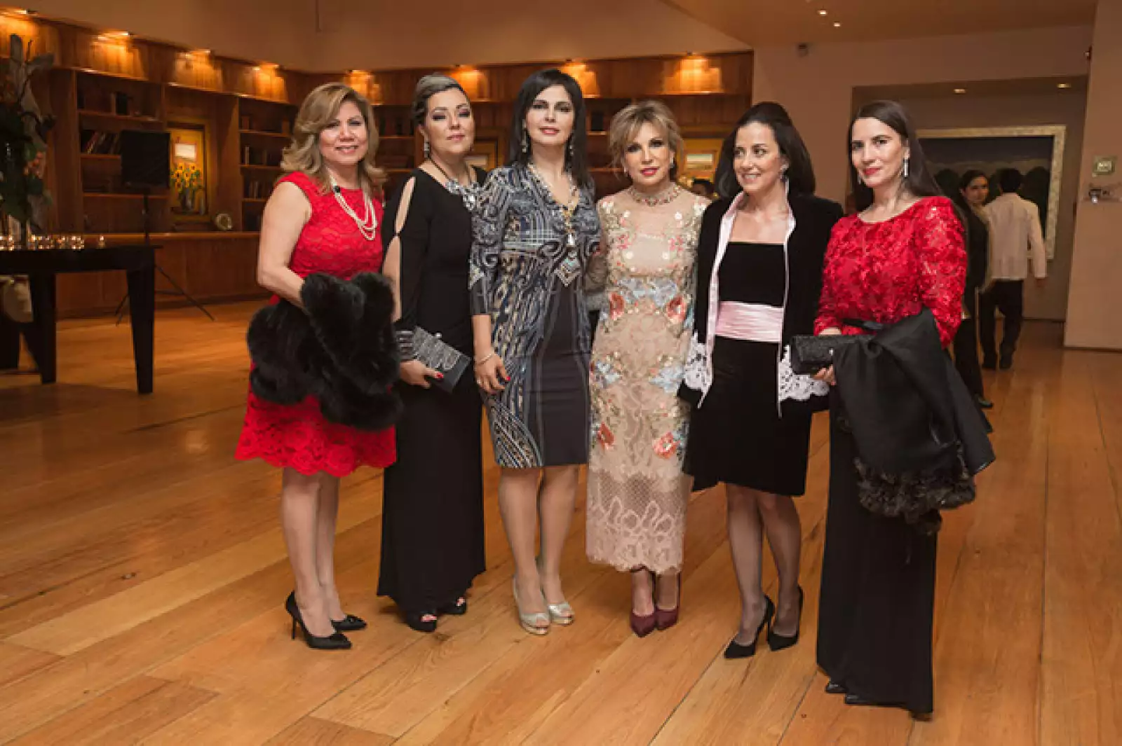 Piedad Olvera,Karla Amor,Leila Tueme,Maribel Longoria,Gigi Arguelles,Celina de Palma