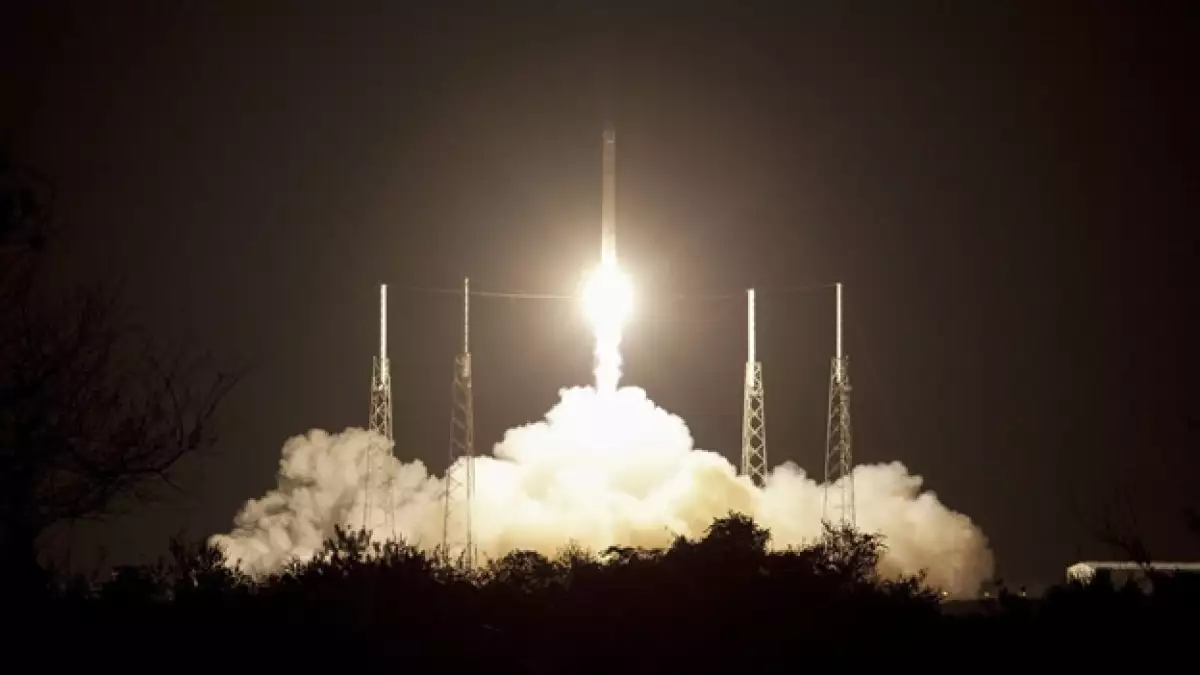 despegue del cohete spacex