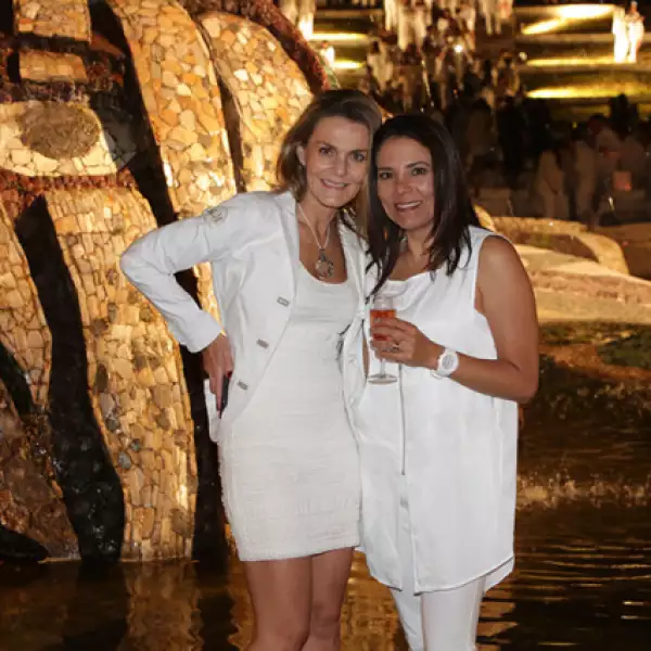 Sandra Moctezuma y Camila Muñoz