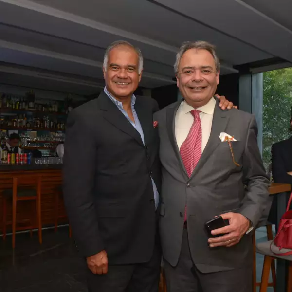 Compañia Saddy Abaunza