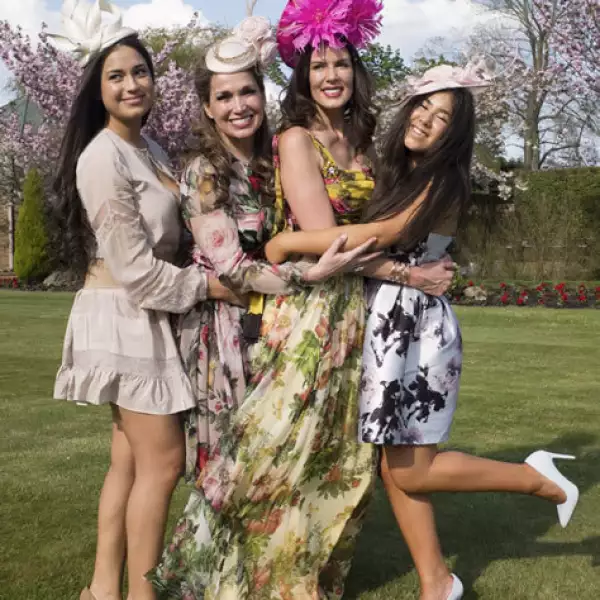 Perrine Falcone, Sonia Falcone, Christina Estrada y Sirina Juffali