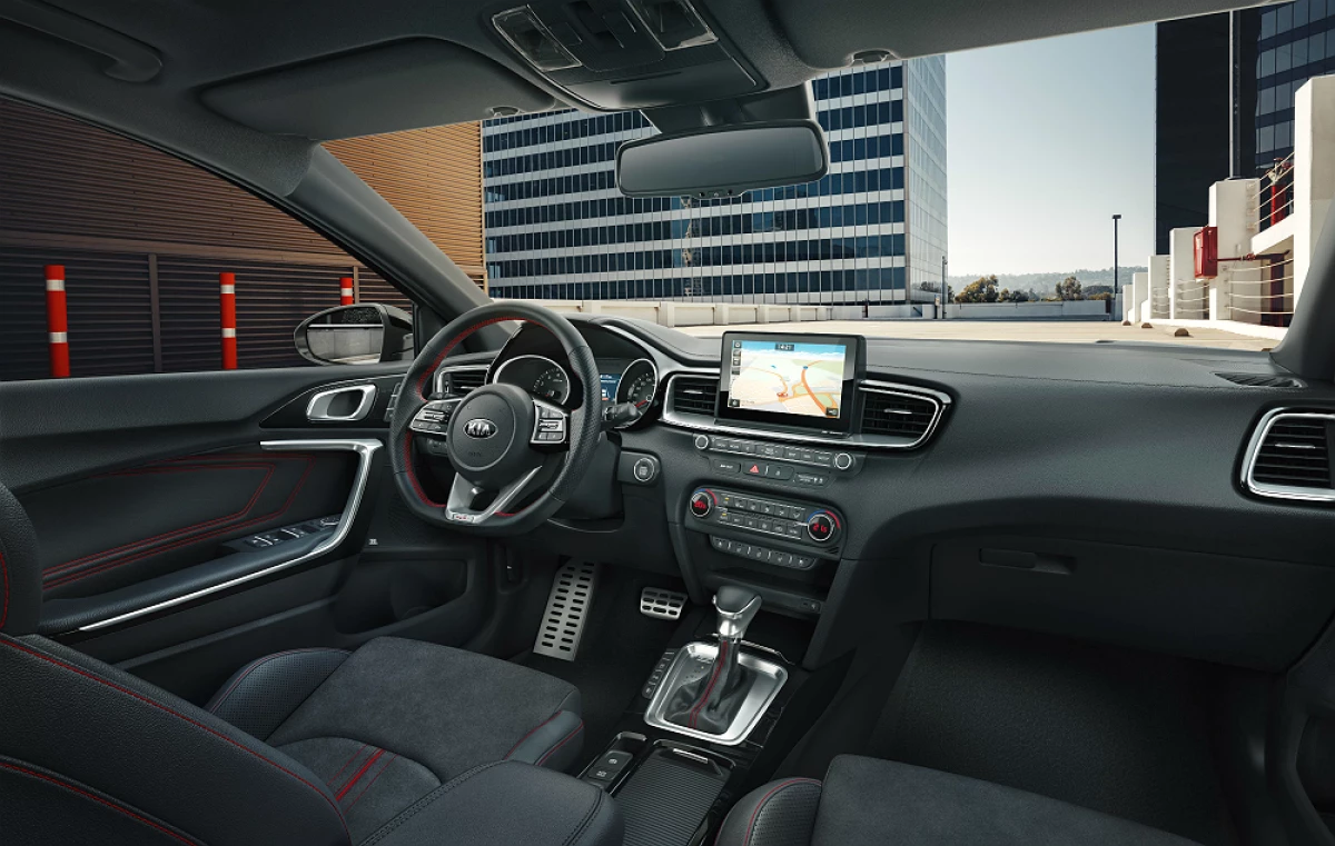 Kia Ceed GT interior.jpg