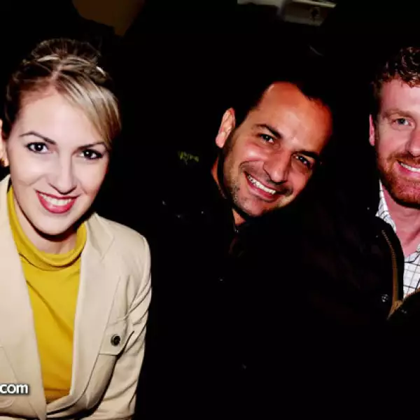 Lizeth Arrambide,Oscar Gálvez y Eamonn Mcginnis