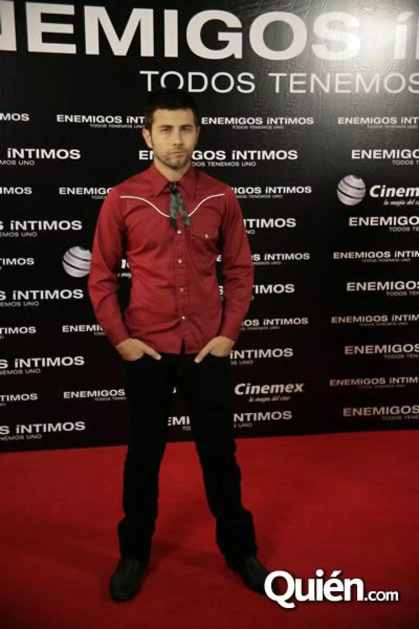 Presentación de Enemigos Íntimos