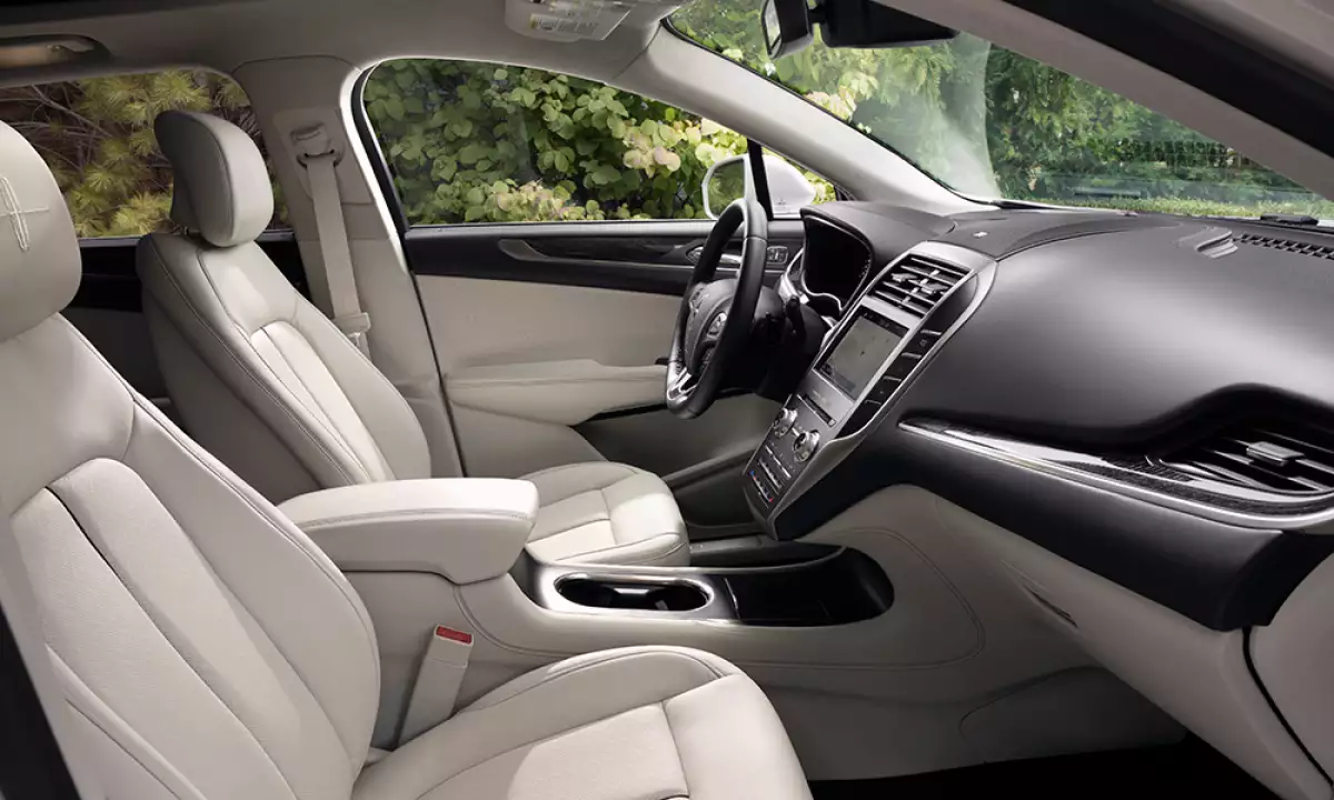 Interior de la nueva Lincoln MKC 2019