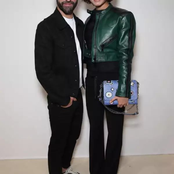 Nicolas Ghesquiere y Sophie Charlotte
