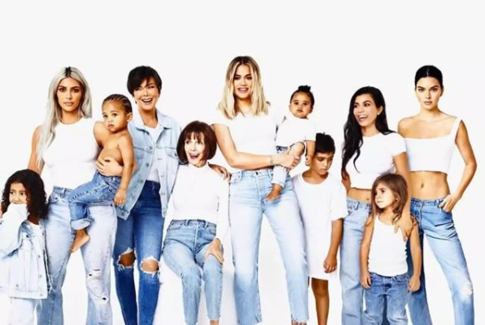 Postales Navideñas Kardashian 2017