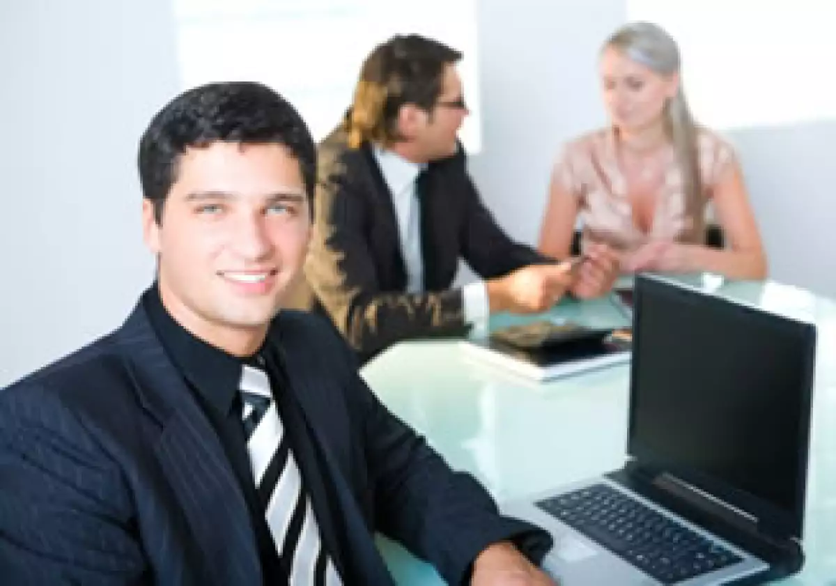 El 73% de los profesionistas en México pertenece a alguna red social. (Foto: Jupiter Images)