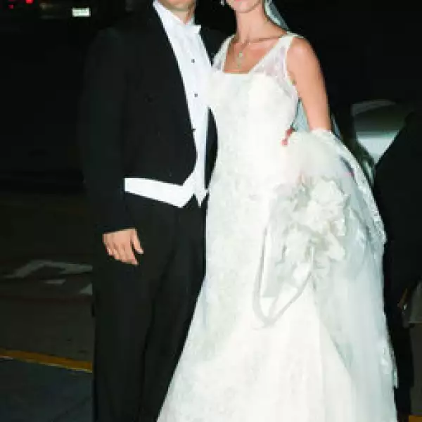 Alain Thomas, Alicia Gutiérrez