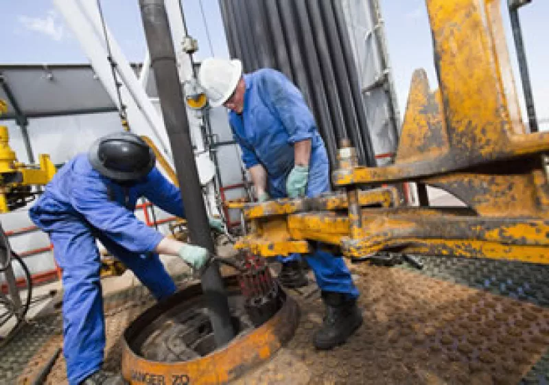 En la Bolsa Mercantil de Nueva York, el crudo para entrega en abril cerró con un avance de 3 centavos. (Foto: Photos to go)
