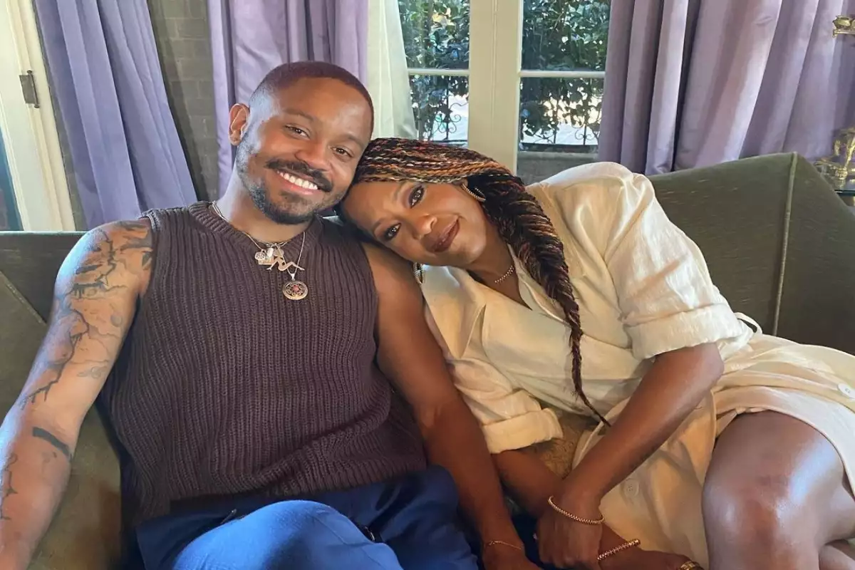 Regina King y su hijo Ian Alexander Jr. 
