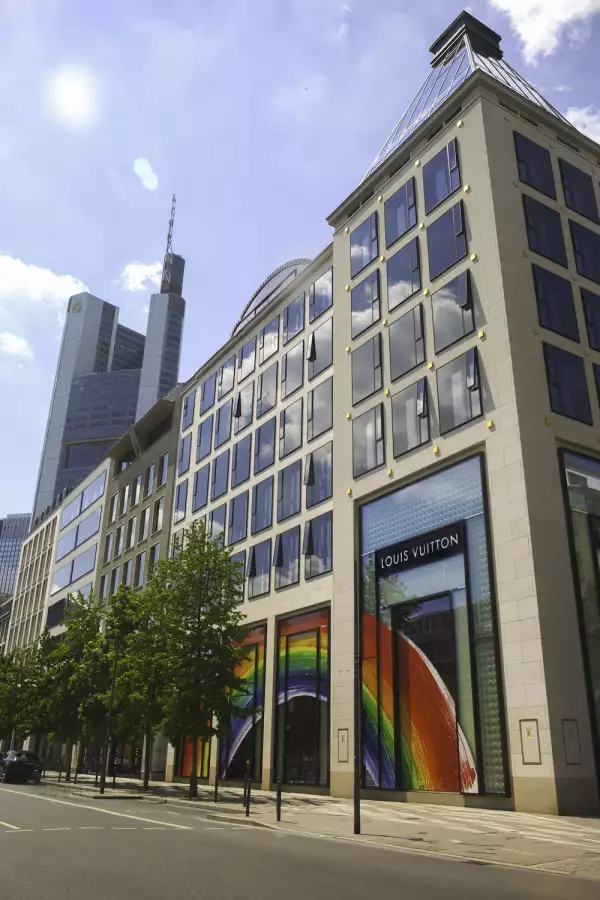 LV-FRANKFURTGERMANY.jpg